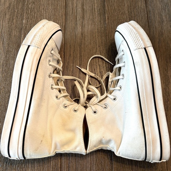 Women's Converse Chuck Taylor All Star Canvas High Platform Sneakers. Size 10. - Picture 4 of 11